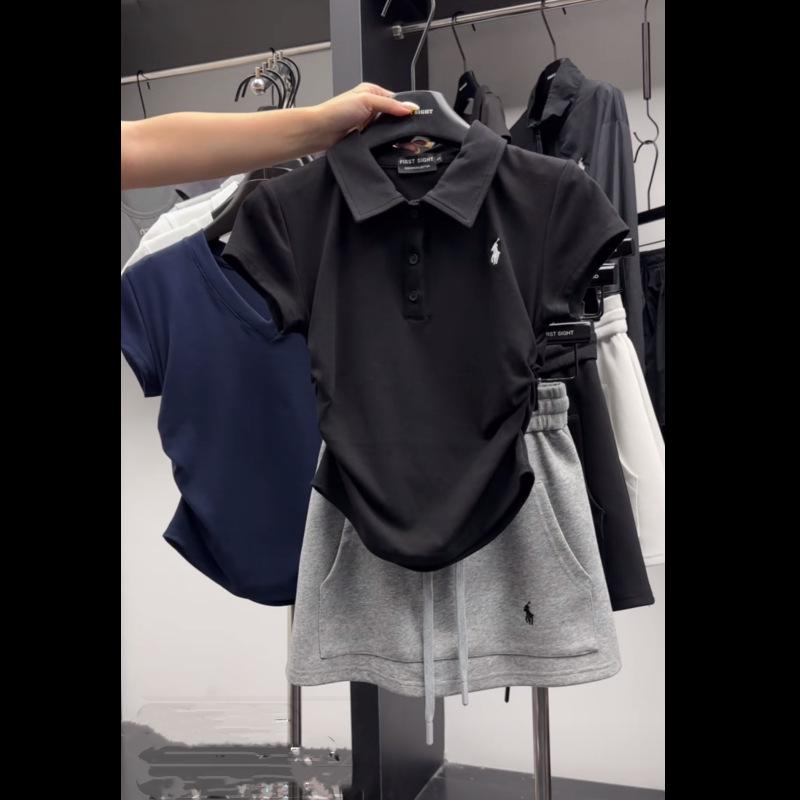 

Женский комплект из двух частей: Контрастная рубашка поло с вышивкой пони и повседневная юбка на резинке M (80-100 lbs)