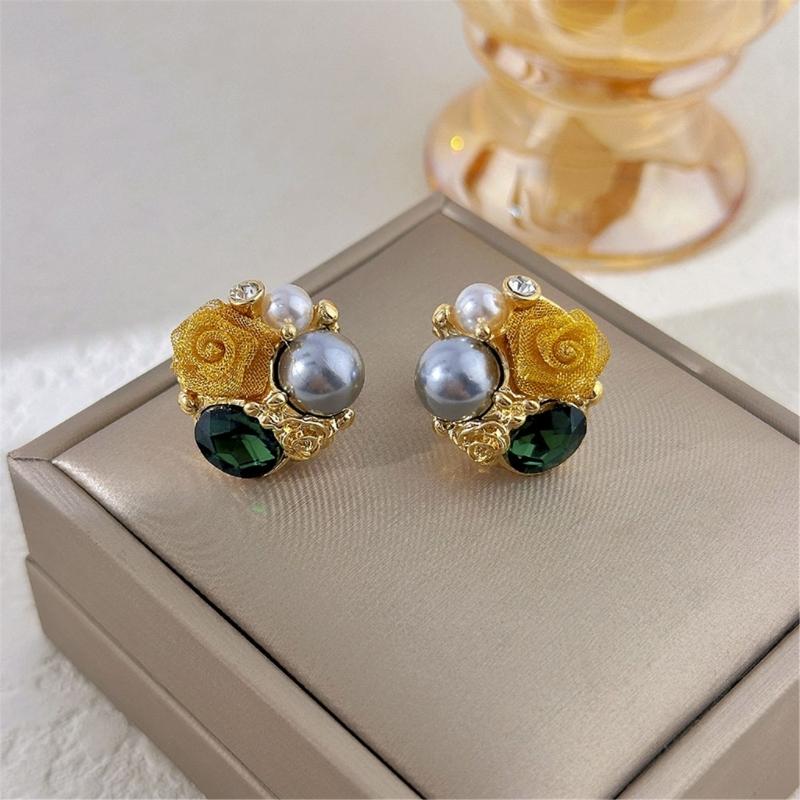 Romance Crystal Earrings Featuring Rose and Pearls Fashion Ear Accessories Delicate Earrings for Everyday Elegances