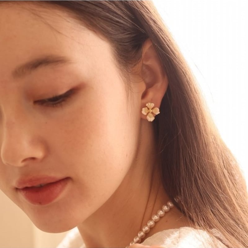 Dana Burton Lovely Jasmine Mini Earrings