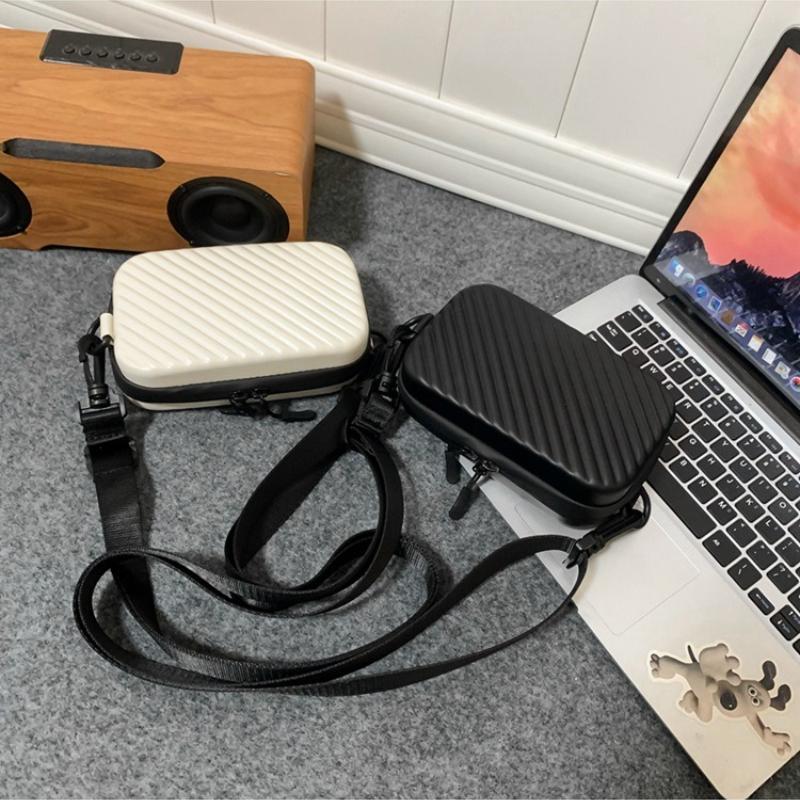 New Trendy Brand Ins Small Body Bag Fashi Brand Shoulder Bag Sports Leisure Small Backpack Unisex Simple Crossbody Bag A Suit