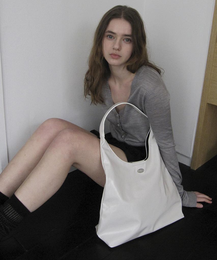 Dumaro Merci Shoulder Bag / Ivory