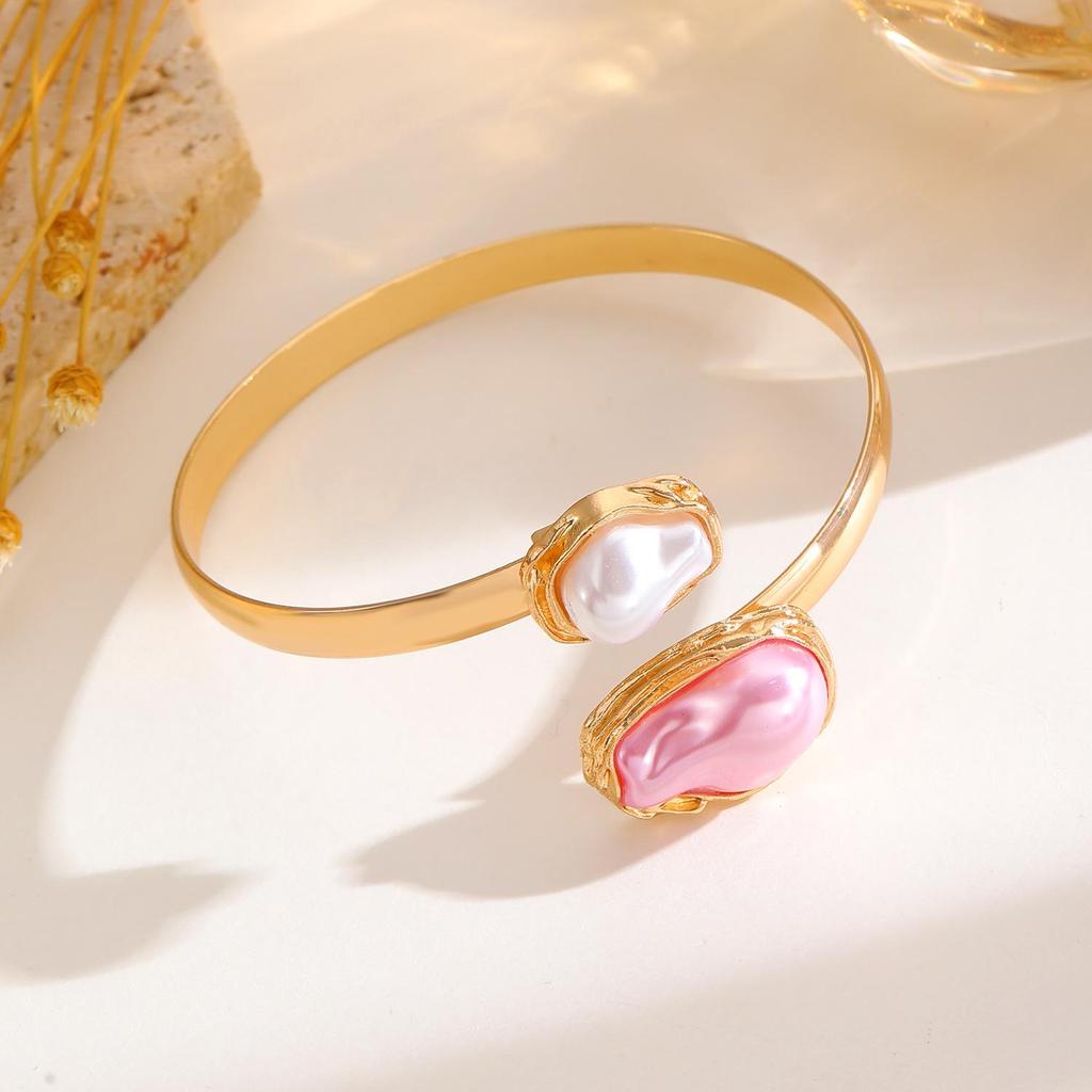 Baroque Pearl Choker - European & American Style with Irregular Design, Simple Metal Open Necklace