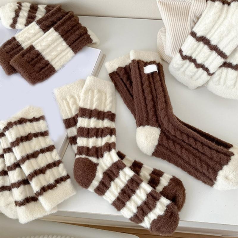 Women Twist Jacquard Fuzzy Plush Socks Winter Warm Color Block Striped Fleece Sleep Socks Thermal Floor Slipper Socks