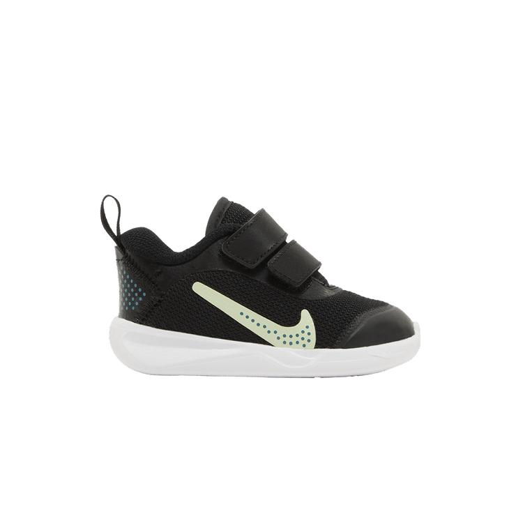 Nike Omni Multi-Court TD 'Black Barely Volt'