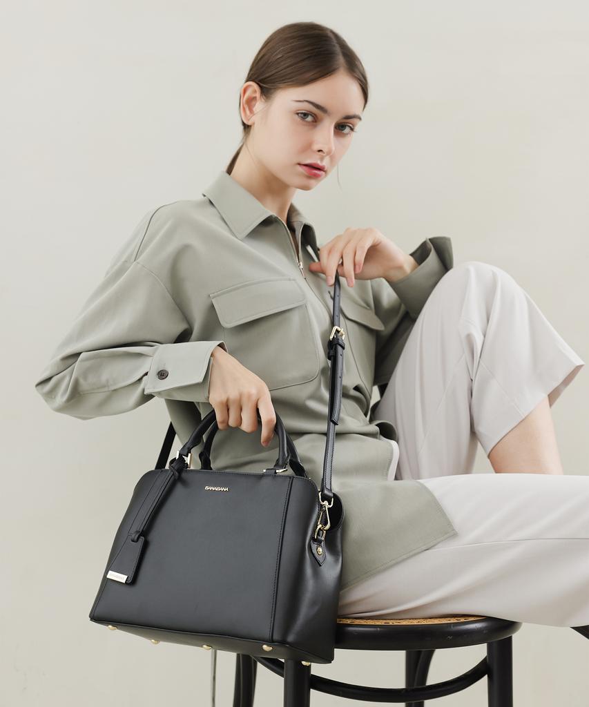 Banabana Cowhide Espin A Tote & Crossbody Bag