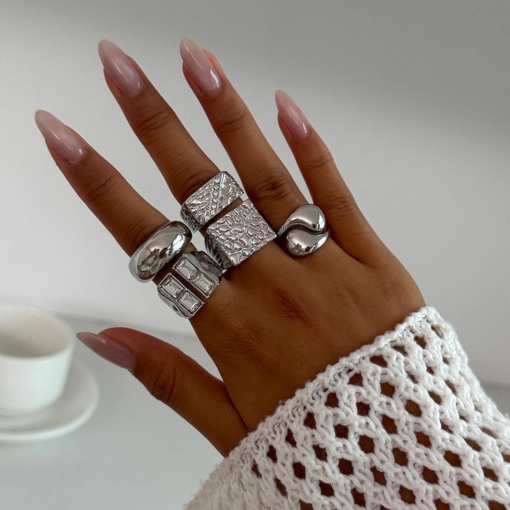 Design Sense Metal Cross-Pleated Ring Set, Hip Hop Water Drop Hug Glossy Ring Woman