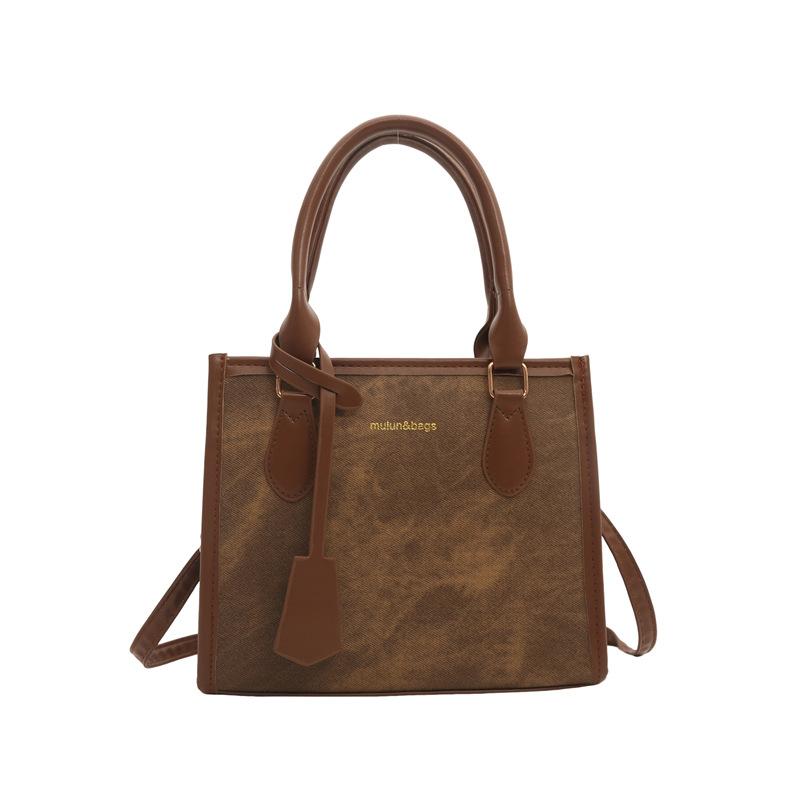 Fashionable Texture Commuter Tote Bag Shoulder Women's Bag New Trendy Summer Crossbody Bag Handheld Class Bag