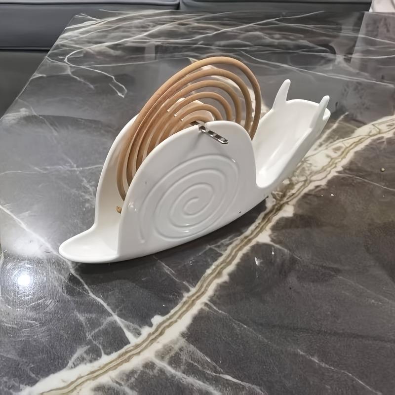 Snail Shaped Fireproof Mosquito Coil Holder - Large Capacity Portable Incense Burner, Suitable for Home and Office Decoration
