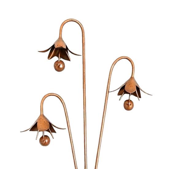 Rusty Bellflower Garden Stake Metal Three Bell Flowers Sculpture Rustic Wind Chime Plant Ornament for Yard Lawn Outdoor