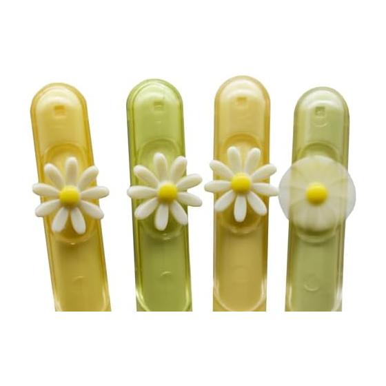 Set of 4 Daisy Flower Ballpoint Pens, 0.5mm Black Ink, Smooth Writing Gel Pens, Cute Stationery for Students, Journaling, Office Use, Kids, School