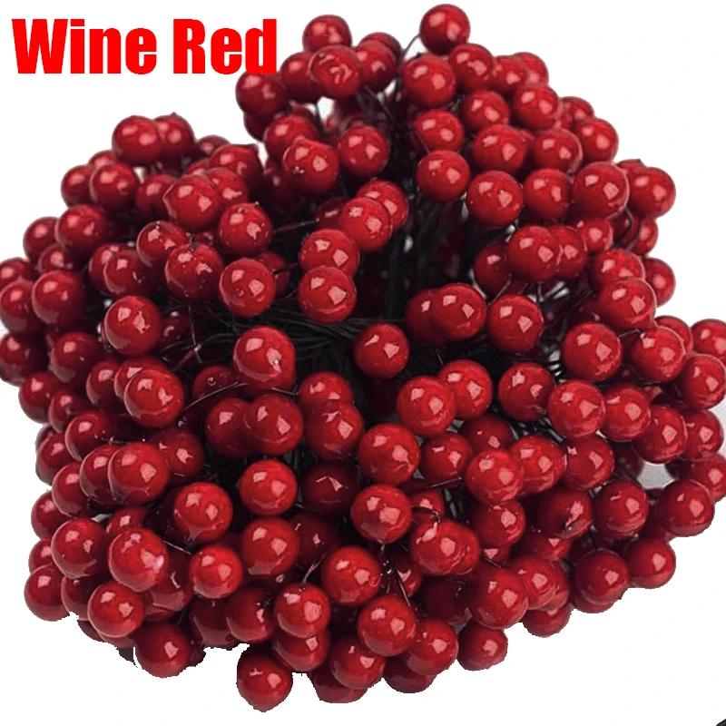 Wholesale Artificial Berry Flowers Mini Red Fake Cherry Stamen for Xmas Tree Ornaments Christmas New Year Party Home Decoration