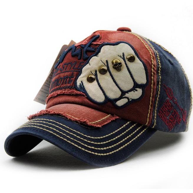 Trendy Letter Rivet Unisex Duckbill Baseball Cap