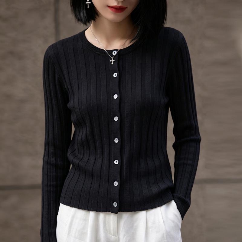 2026 Autumn Women's Round Neck Knit Cardigan Sweater Korean Style Button-Up Outerwear Top