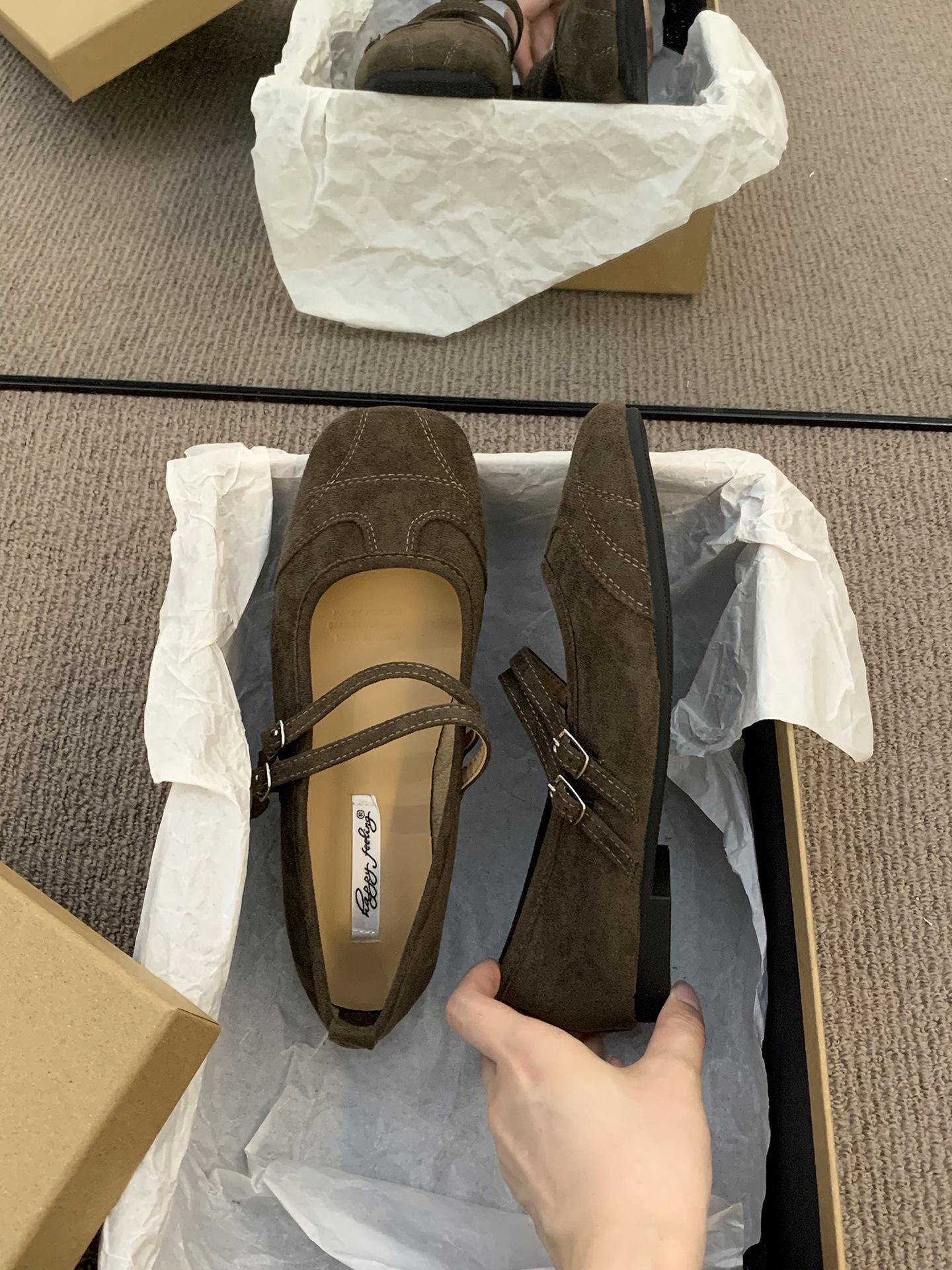 

Flat bottom retro niche suede Mary Jane single shoes women s shoes 2025 new spring and autumn with skirt ballet shoes 40