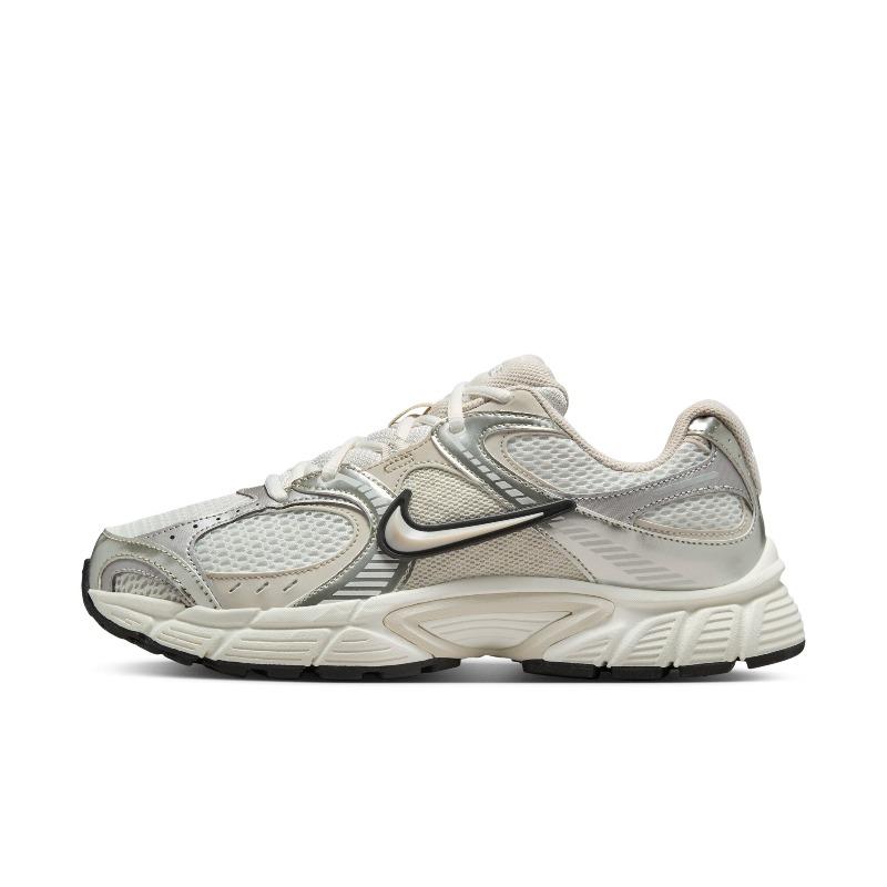 

Nike Women s Breathable Retro Running Shoes with Reflective Decorations for Spring - Lightweight, Spring-Style Sneakers - Model Number: RNR HQ7901 42
