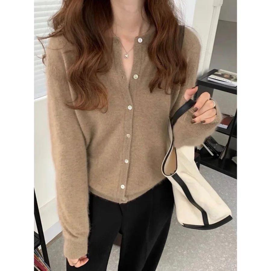 Long Sleeve Vintage Y2k Korean Knitted Cardigan Women's Autumn Winter Fashion O-Neck Versatile Slimming Basis Sweater