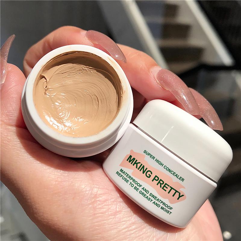 MKING PRETTY Seamless Sweat-Proof Concealer: Covers Blemishes, Acne, Dark Circles, and Tear Troughs.