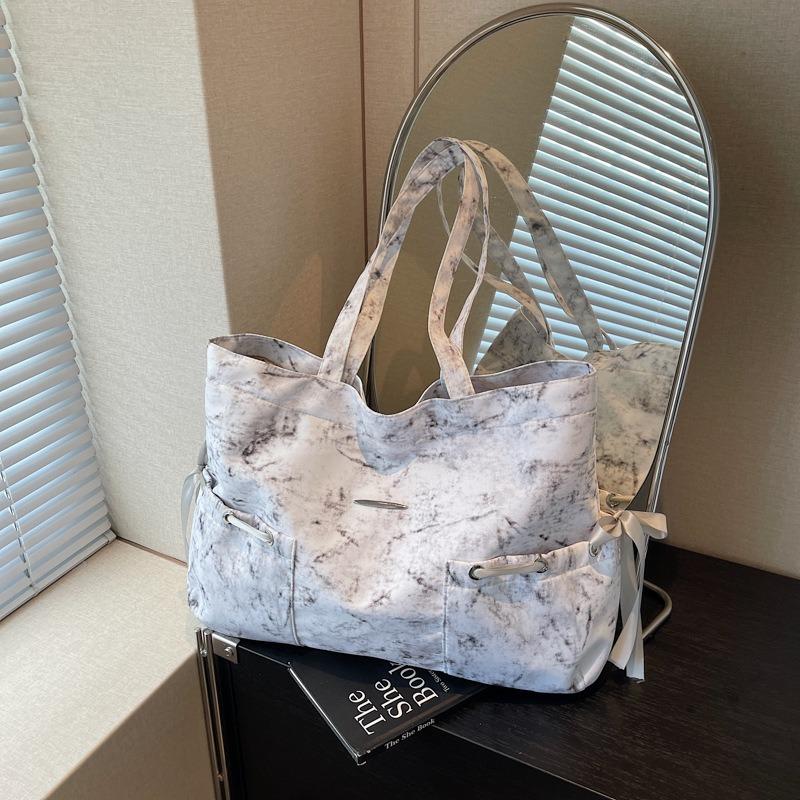 New Casual Large-capacity Tote Bag Versatile Portable Commuter College Student Class Shoulder Bag