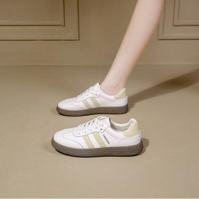 Sapatos femininos sapatos brancos pequenos meninas versátil primavera e outono solas grossas planas verão novos pedidos aumentam esportes de lazer