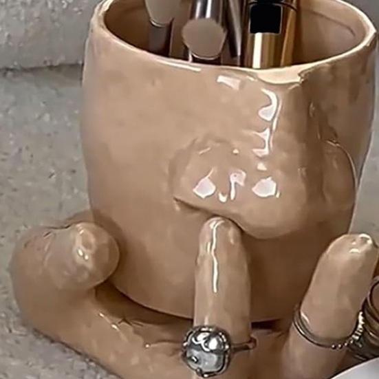 Funny Nose Picking Mug And Plate Set Handmade Ceramics Mug 410ml Nose Coffee Cup Pen Holder Makeup Brush Organizer Unique Gag Gifts for Friends