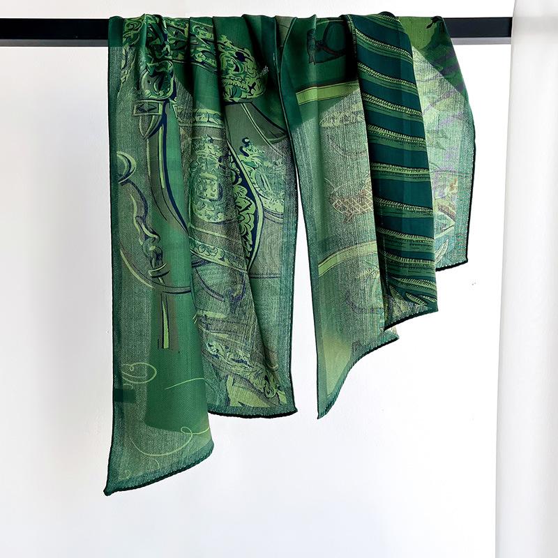 

Ретро новый зеленый и модный шарф в полоску шарф профессиональный шарф в сочетании с рубашкой модный шейный платок весна и лето 44*152cm