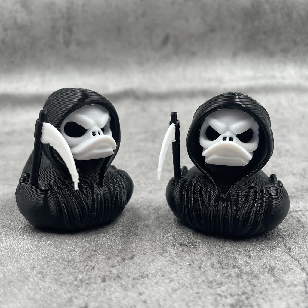 Grim Reaper Gothic Duck - Halloween Figurines, Unique Gothic Gifts, Novelty Decorations, Evil Duck Figurine for Desk Decor