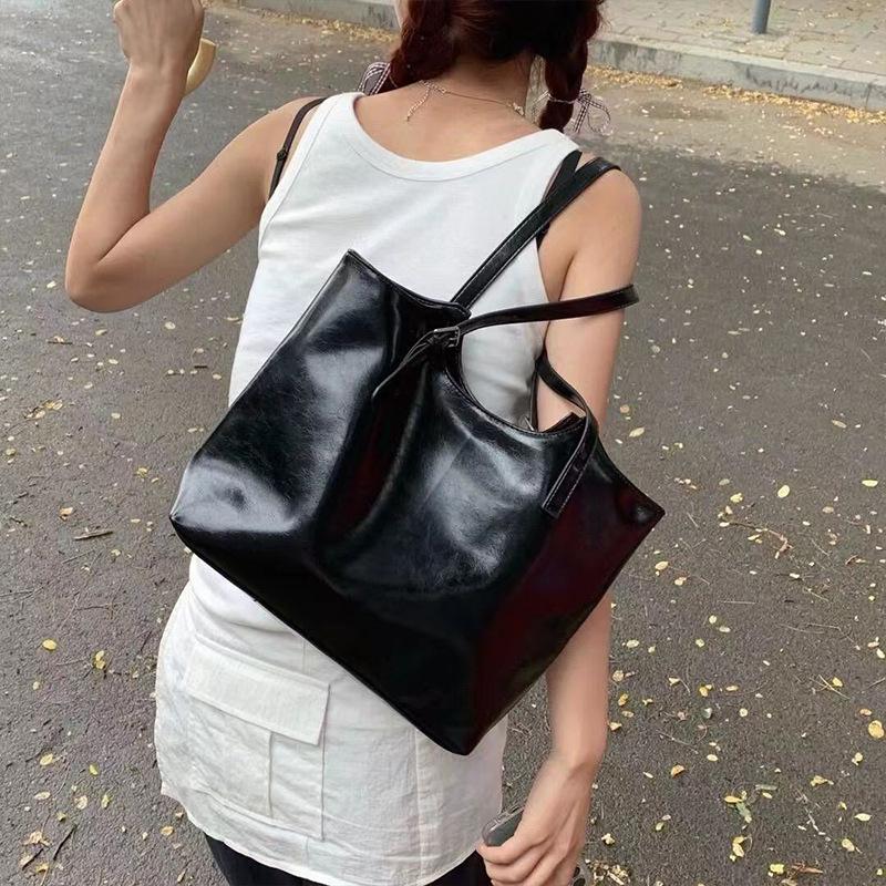 Women Tote Bag Luxury Shoulder Bag Girl School Class Underarm Bags Ladies Bucket Commuter Bag Pu Leather Backpack