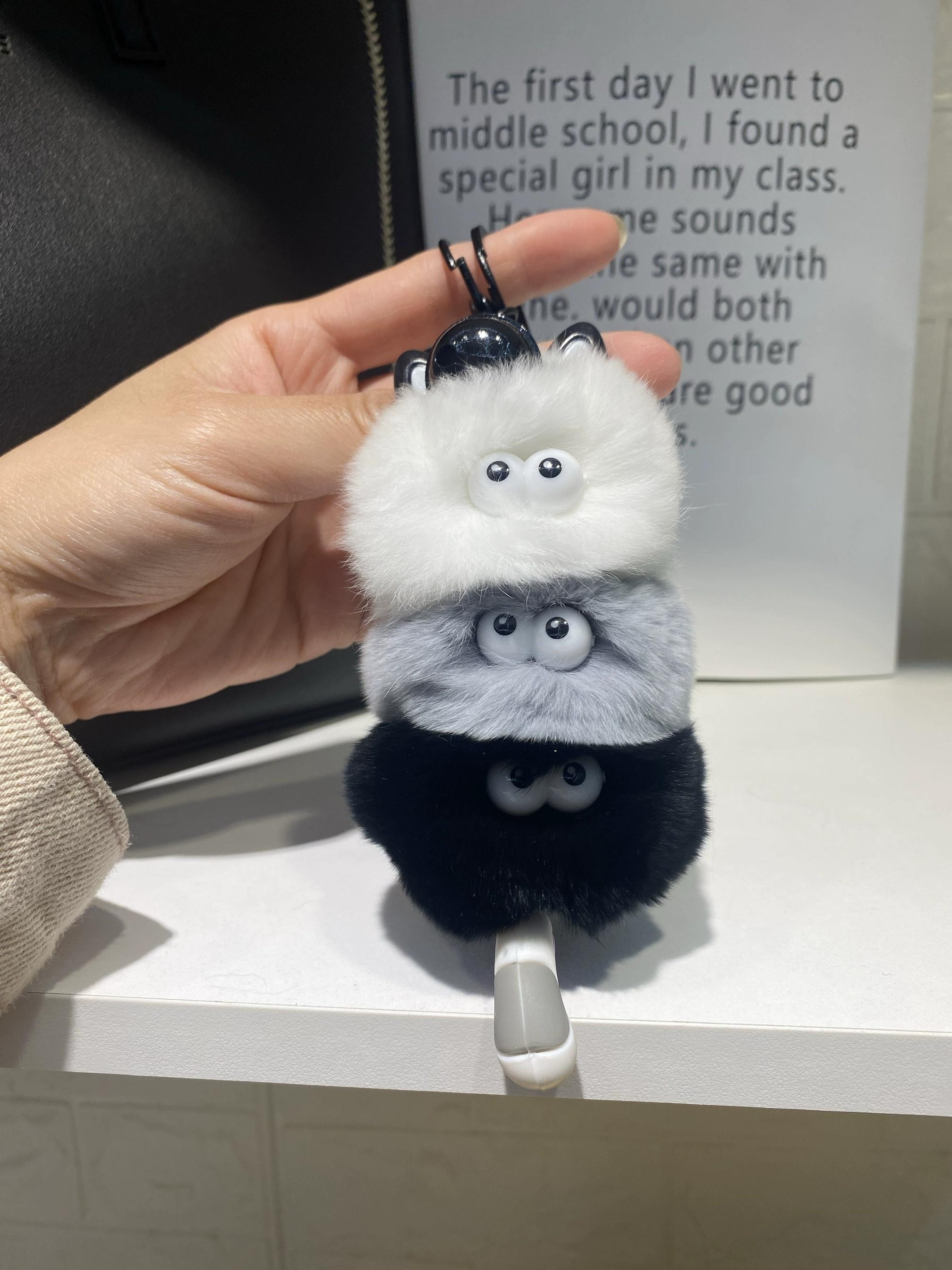 

Новый маленький кулон в виде угольного шарика