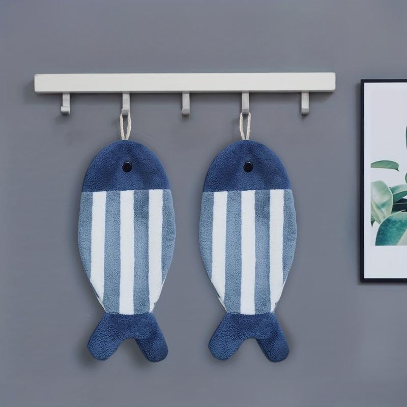 1/3pcs Cute Fish-Shaped Hand Towels - Soft & Absorbent Coral Fleece, Hanging Design with Striped Patterns,Perfect for Bathroom