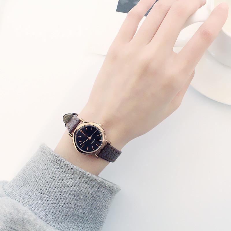 

Vintage Women Quartz Watches Classic Small Round Elegant Dress Wristwatches Leather Band Simple Female Clock Reloj Mujer
