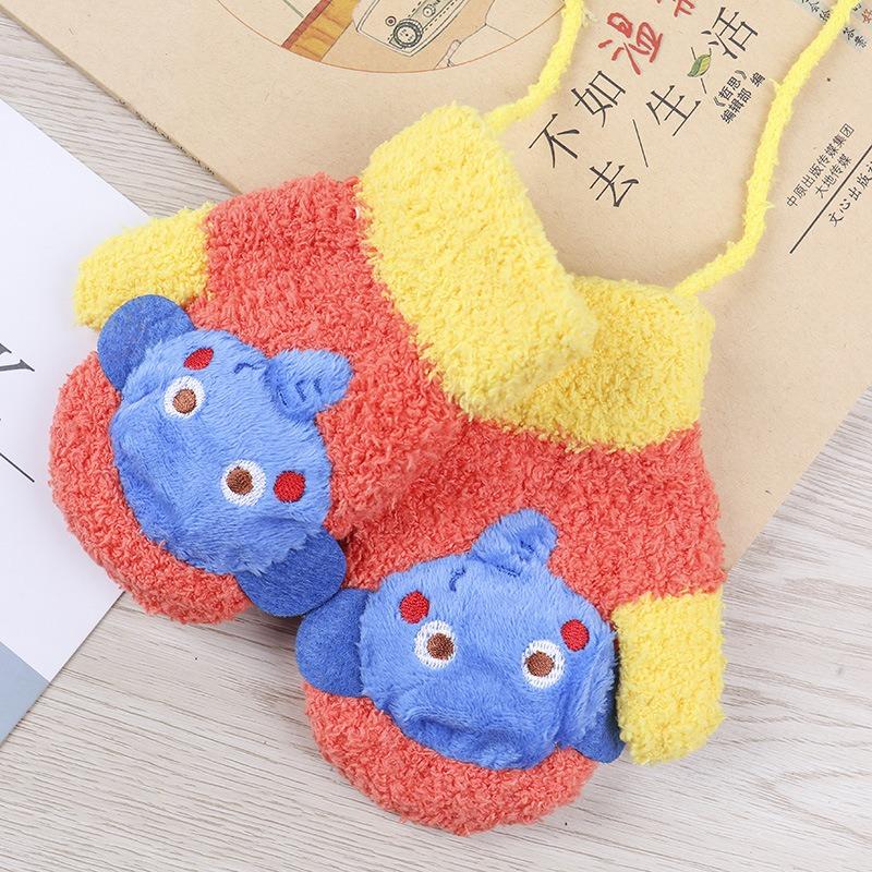 Autumn and winter warm coral fleece children's gloves cartoon knitted gloves baby soft neck pronunciation gloves