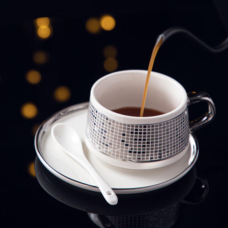 Keramický kávový set DuPont Mary