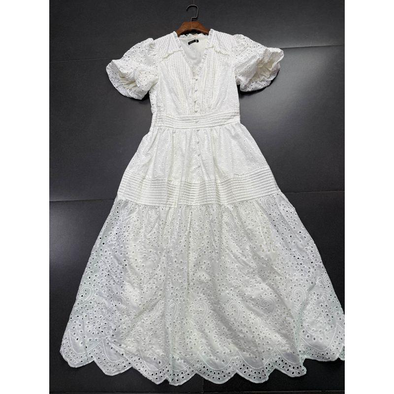 

Внешняя торговля Белая юбка первой любви Старшая тяжелая промышленность Плиссировка Полая вышивка V-образный вырез Деревянное ушко Пышный рукав Платье Длинное платье White Dress XS