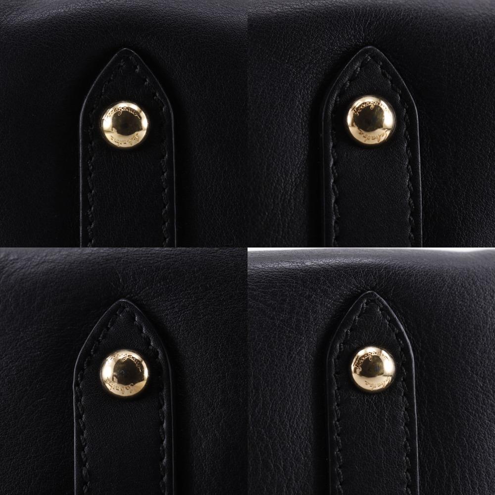 Salvatore Ferragamo Gancini Tote Bag AB-21C464 2WAYSkulderveske svart Kalveskinn Kvinner Brukt