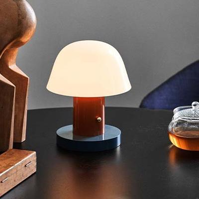Lampada da tavolo a forma di fungo a LED, ricaricabile, piccola luce notturna a forma di fungo per camera da letto, soggiorno, ristorante, decorare luci da tavolo per interni