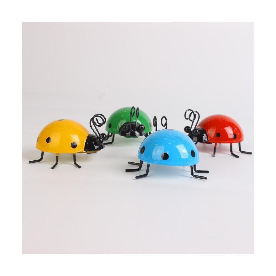 1 Pcs Mini Metal Ladybug Beetle Fence Wall Hanging Ornament Statue Patio Garden Figurine Home Decoration Creative Crafts