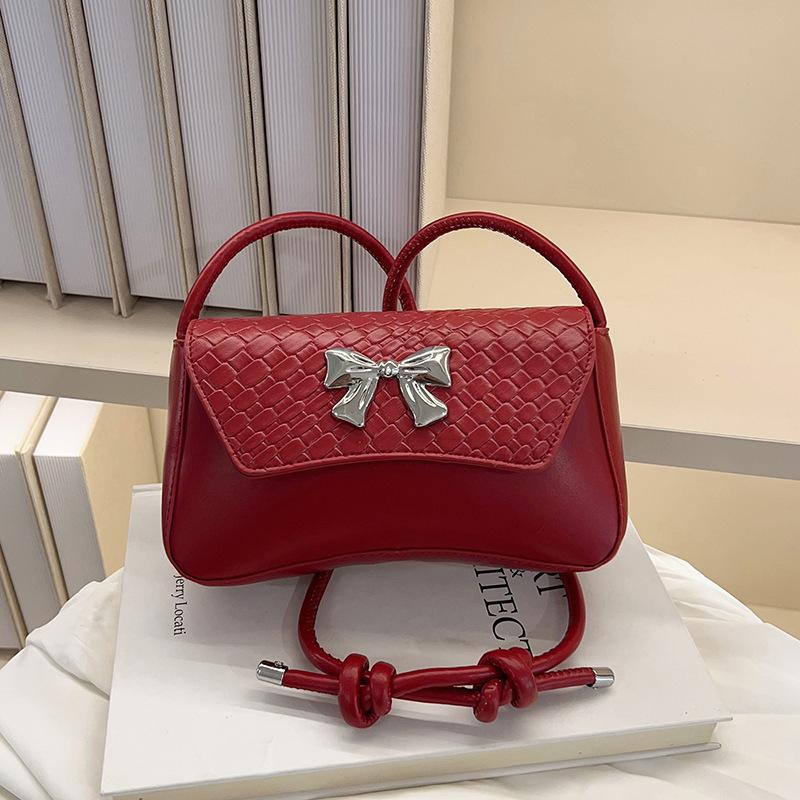 Premium Texture Small Bag 2025 New Women's Versatile Messenger Bag French Niche Single Shoulder Underarm Bag French Stick Bag