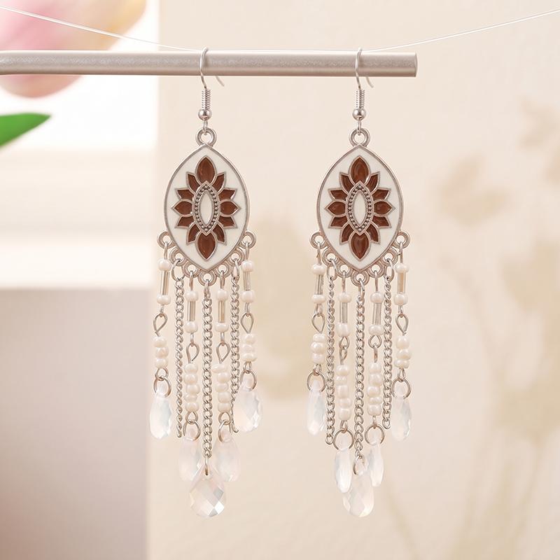 

Enamel Flower Bohemian Water Drop Dangle Earrings for Women Ethnic Temperament Long Charm Earrings Vacation Casual Jewelry Gift білий