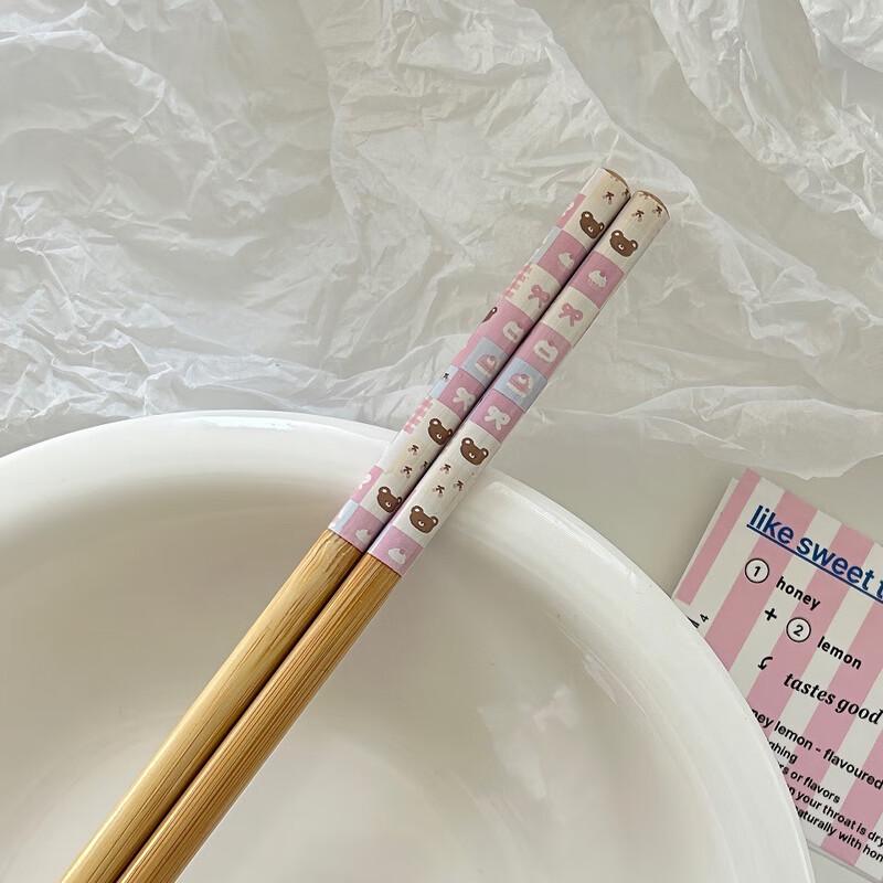 

Zuo Zhixun Cute Daily-Use Bamboo Chopsticks