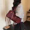 Large Capacity Retro Commuter Tote Bag Women's 2026 Spring New Relaxed Casual Exquisite Shoulder Armpit Bag