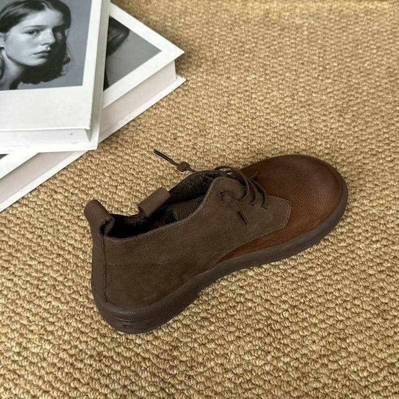 Leather Boots, Women's Retro Shoes, Casual Short Boots, and Cotton Boots on One Foot