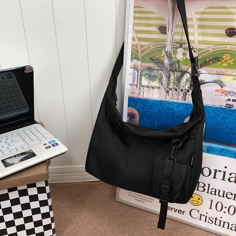 

Модна японська спортивна жіноча повсякденна сумка кросбоді: Функціональна робоча сумка-месенджер на плече великої місткості для роботи та поїздок Black Small