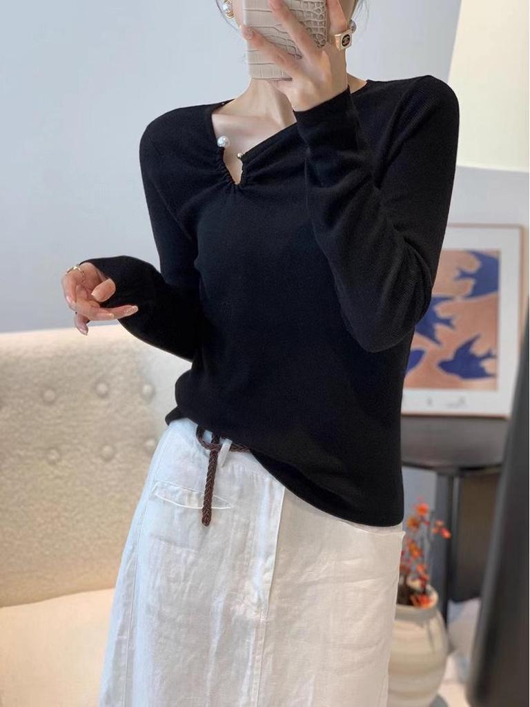 Chic Slim-Fit Long-Sleeve Knit Sweater for Women - Stylish Autumn/Winter Layer