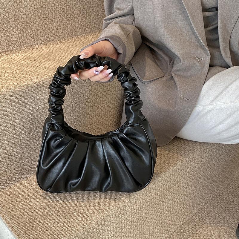 Premium sense bag women's large capacity 2025 new spring and summer niche design single shoulder underarm bag pleated dumpling bag