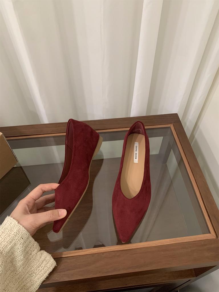 Inner height increase French pointed suede red single shoes women's shoes 2025 new spring and autumn temperament black commuter shoes