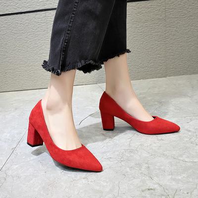 Bombas de Salto Alto de Camurça da Moda Sapatos Femininos 2024 Sapatos de Primavera Outono Sapatos Femininos Moda Bombas de Bico Fino Rasas Salto Quadrado Escritório Sapatos Femininos
