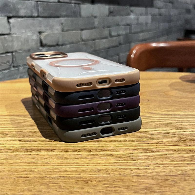 Luxurious Titanium Color Magnetic Phone Case For Iphone 16 Plus 16 15 14 13 Pro Max Premium Anti-drop and Anti-Collision Phone Case
