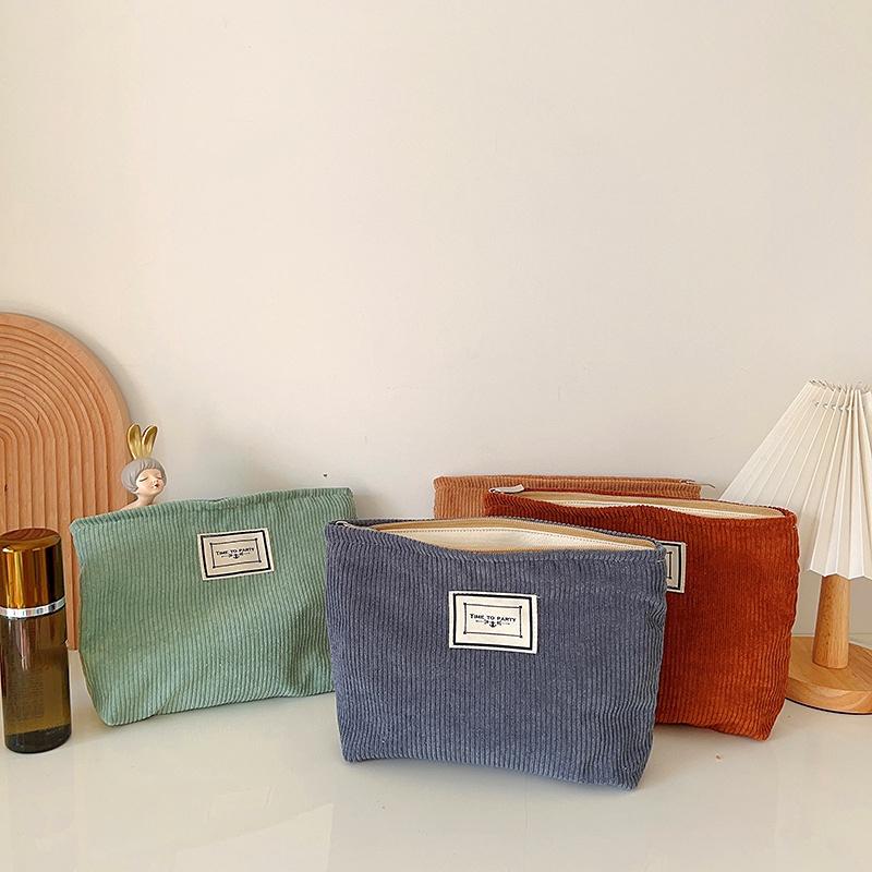 Female Travel Makeup Bag Women Wash Toiletries Storage Bags Pouch New Cosmetic Organizer Bag Girl Corduroy