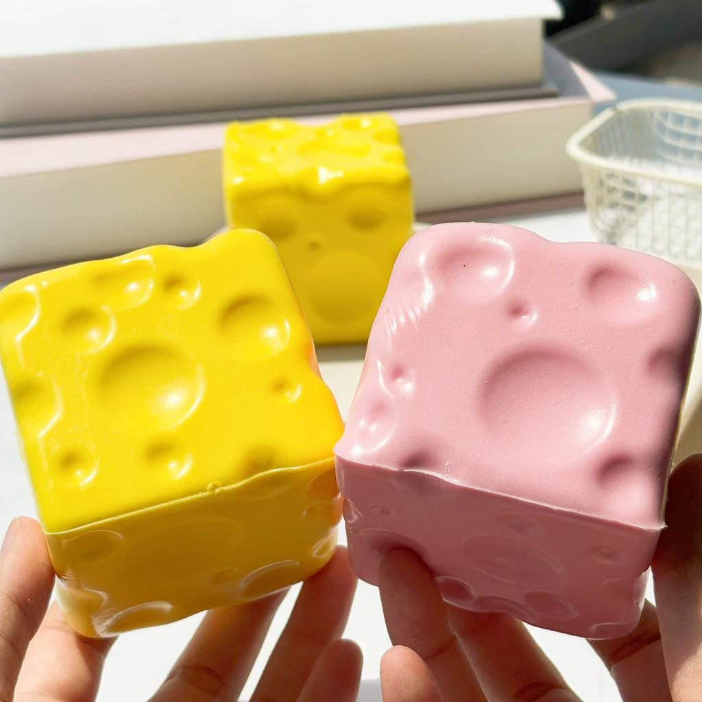 Jumbo Käsewürfel Stressball Große formbare Käse-Quetschball Nicht hüpfendes Fidget-Spielzeug ASMR Sensorisch Anti-Stress Weihnachtsgeschenk