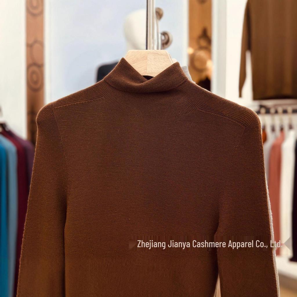Women's Seamless Merino Wool Base Layer Top - Machine Washable & High-End Knitwear